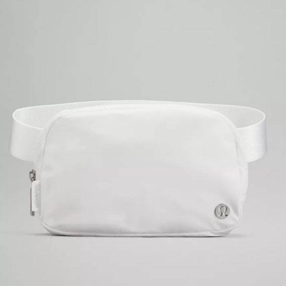 lululemon athletica Handbags - New Lululemon Everywhere Belt Bag